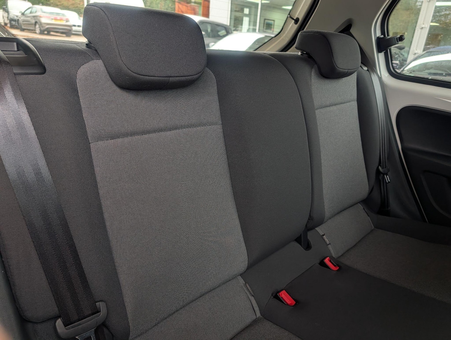 Used Volkswagen up! 2014 for sale - 76336733: Photo 24