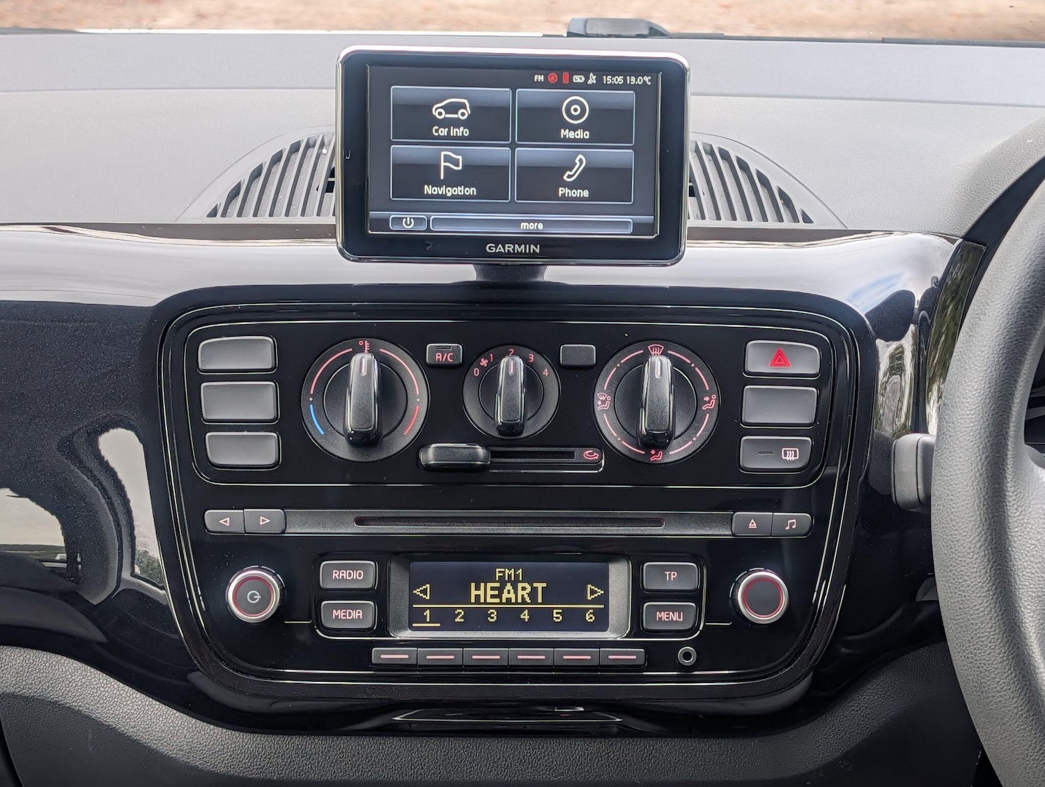 Used Volkswagen up! 2014 for sale - 76336733: Photo 29