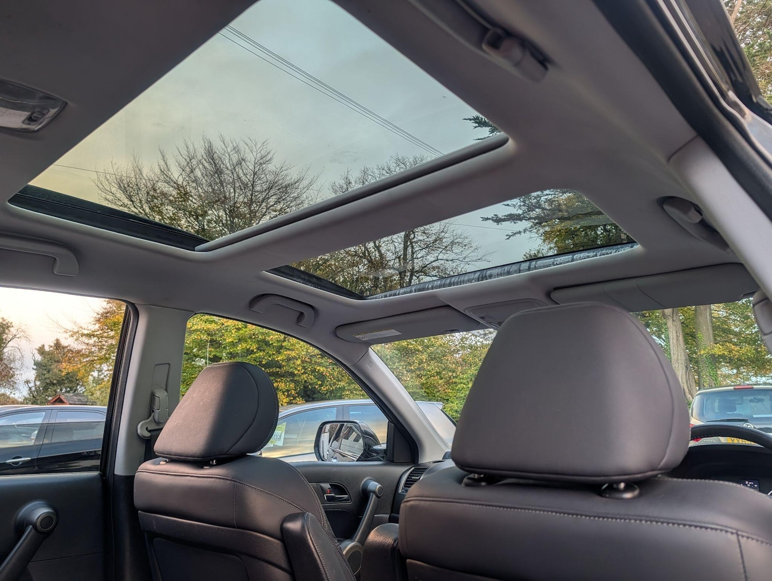 Used Honda CR-V for sale - 76994750: Photo 4