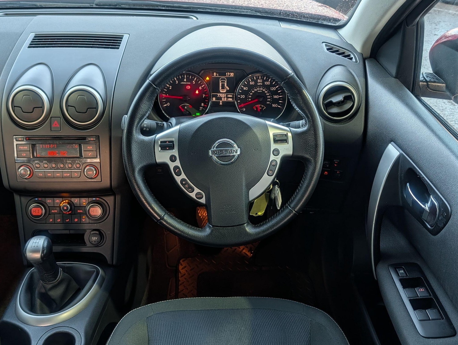 Used Nissan Qashqai 2011 for sale - 77469359: Photo 2