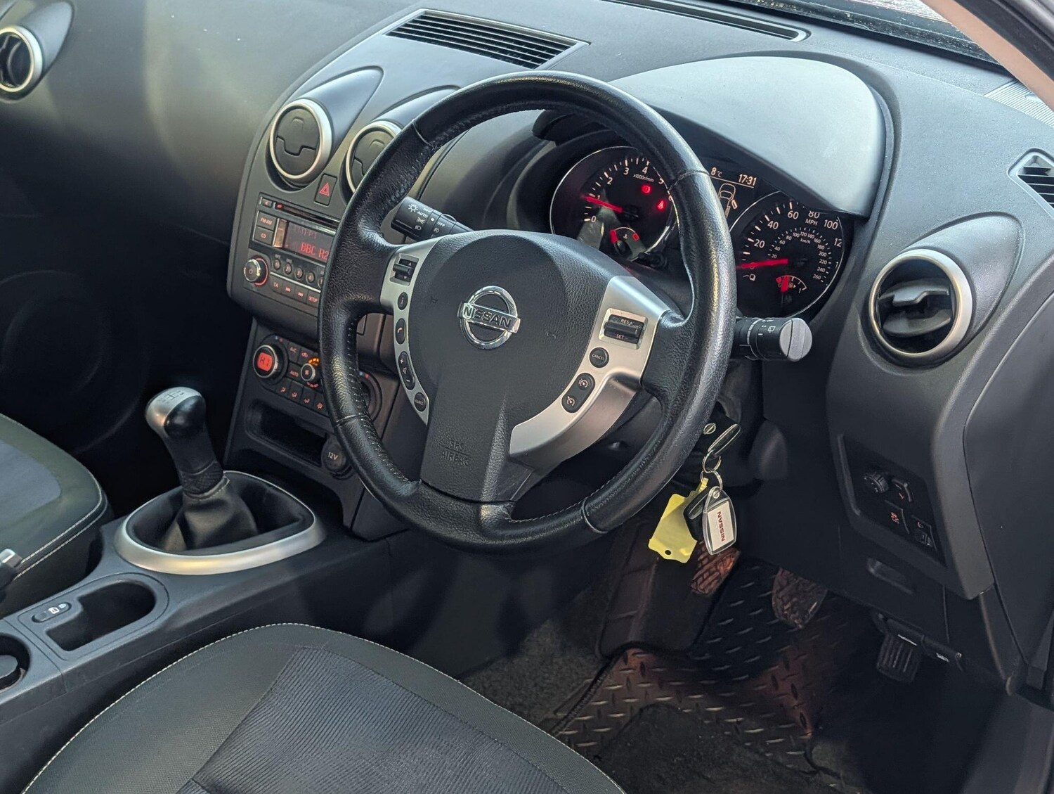 Used Nissan Qashqai 2011 for sale - 77469359: Photo 27