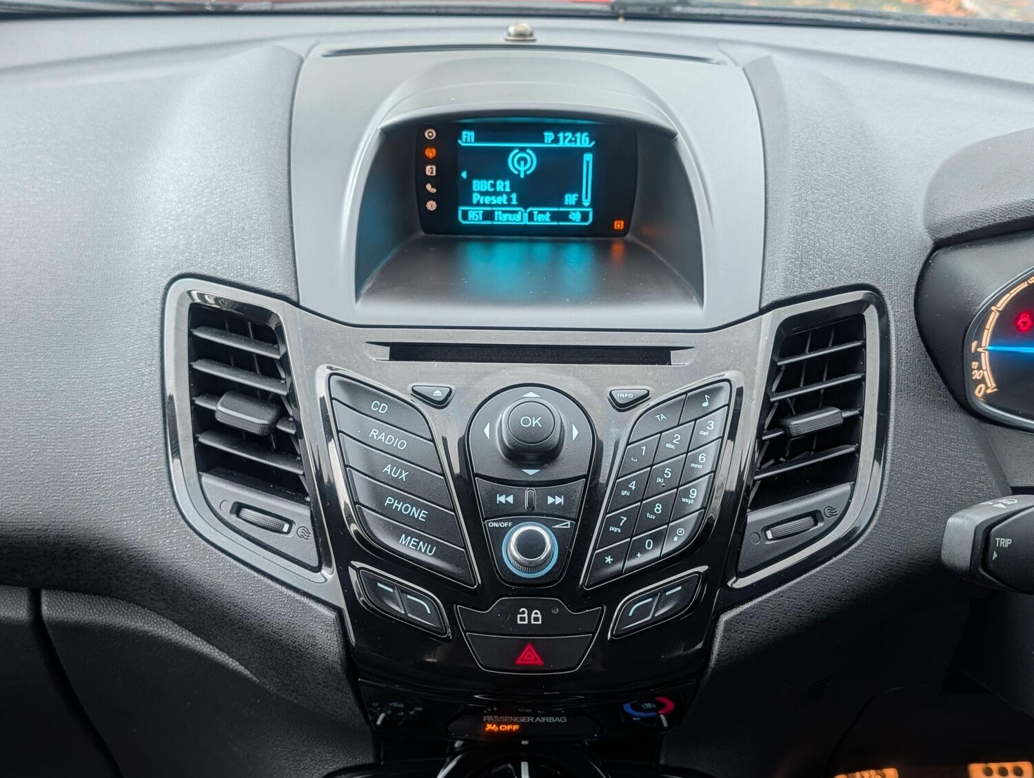 Used Ford Fiesta 2013 for sale - 76360971: Photo 28