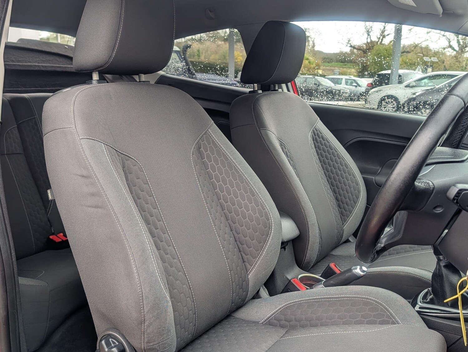 Used Ford Fiesta 2013 for sale - 76360971: Photo 40