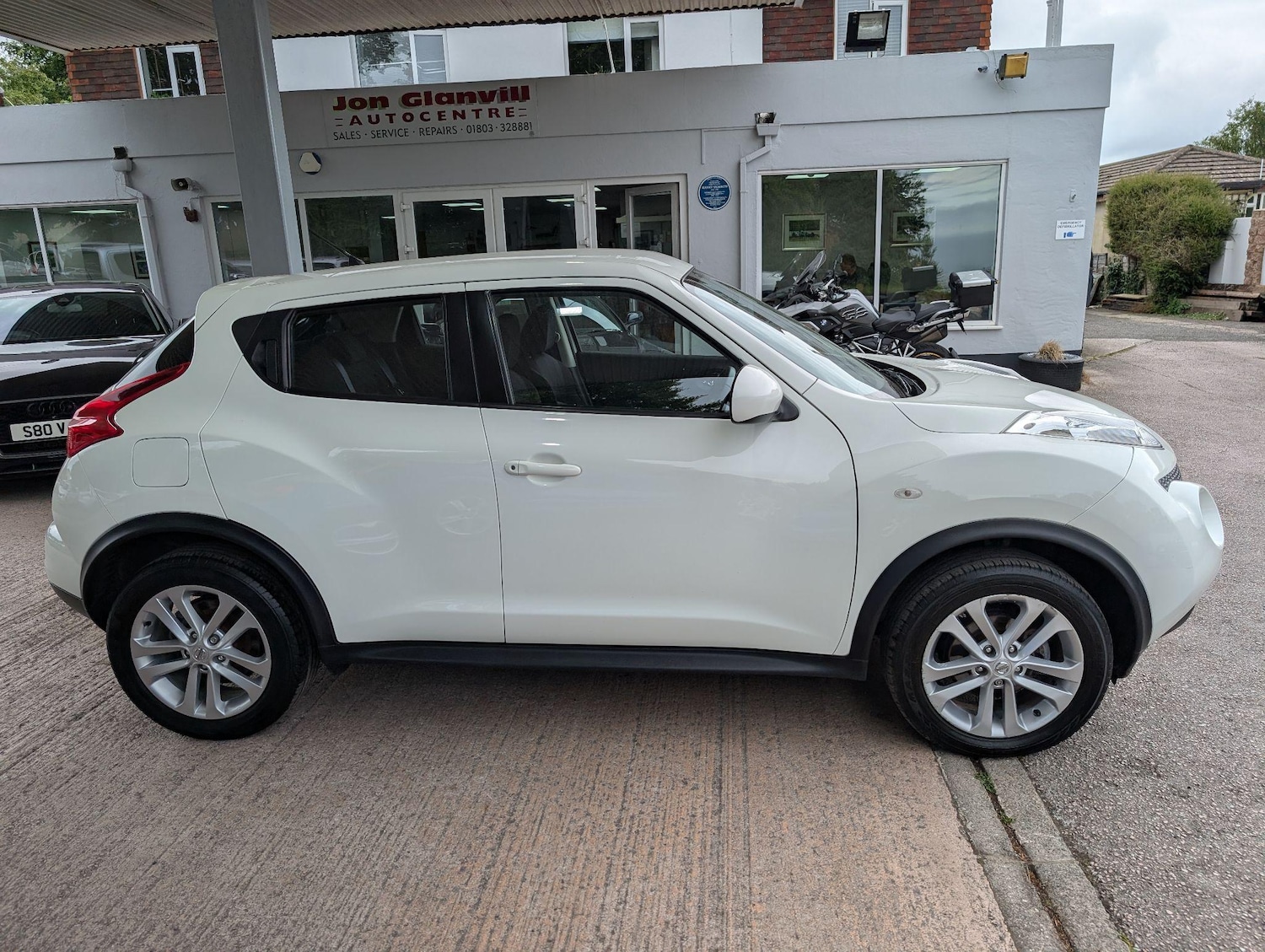 Vehicle 5