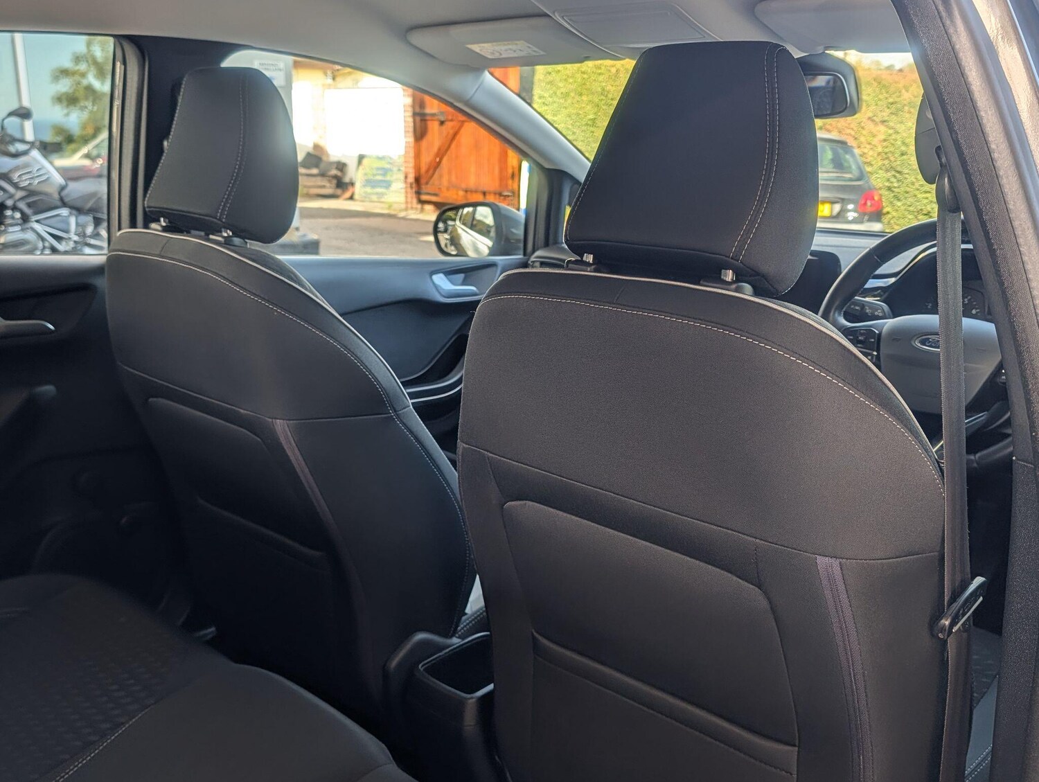 Used Ford Fiesta 2017 for sale - 76247903: Photo 25