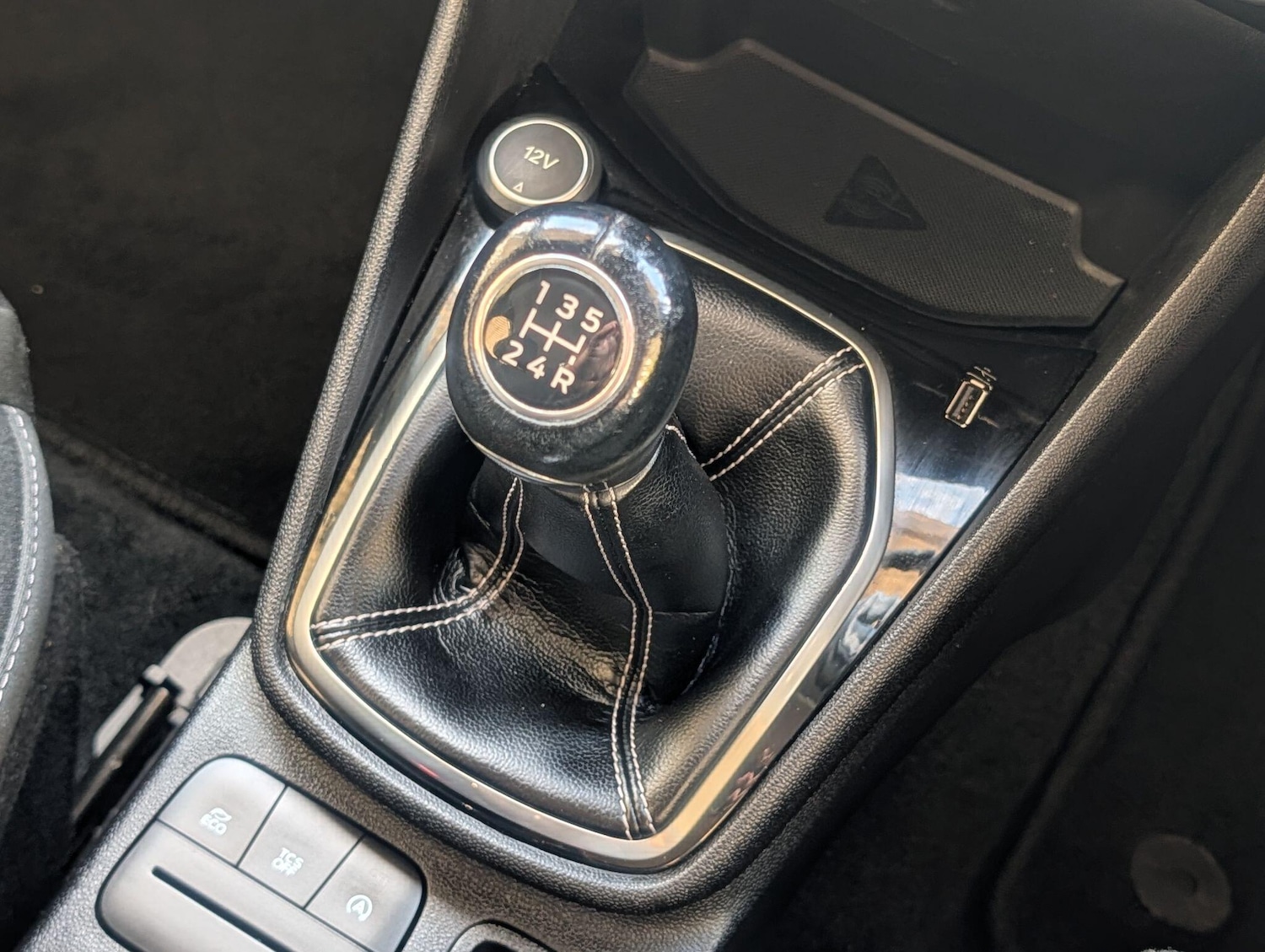 Used Ford Fiesta 2017 for sale - 76247903: Photo 30