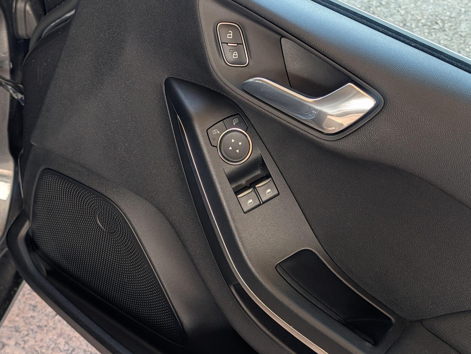 Used Ford Fiesta 2017 for sale - 76247903: Photo 38