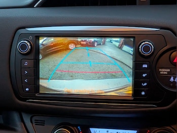 Used Toyota Yaris 2016 for sale - 77306027: Photo