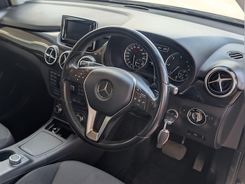 Used Mercedes-Benz B Class 2013 for sale - 78318470: Photo