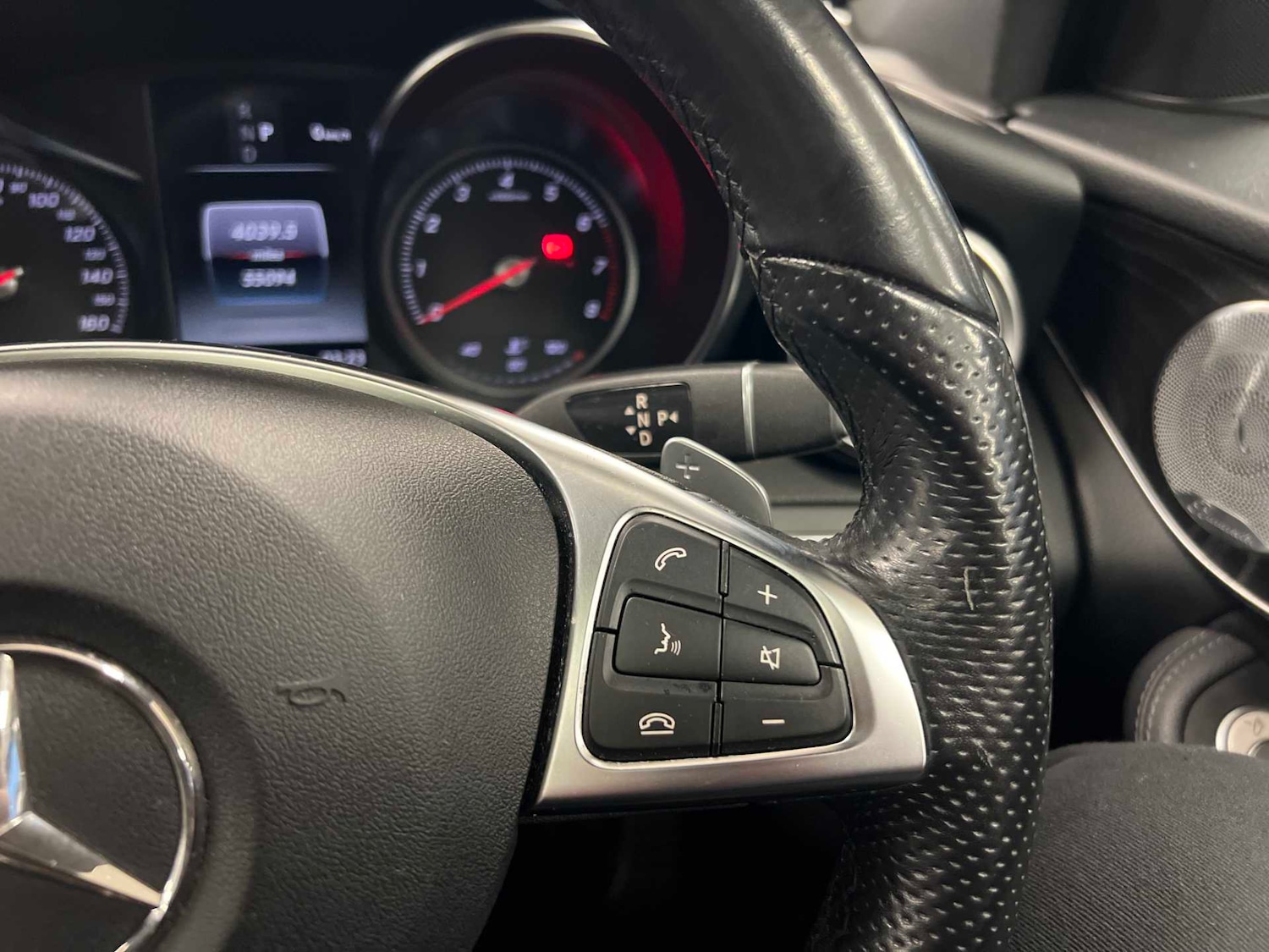 Used Mercedes-Benz GLC 2018 for sale - 76575937: Photo 13