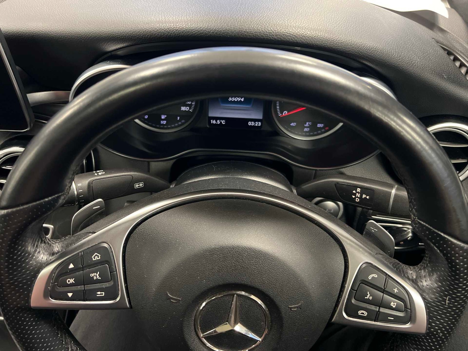 Used Mercedes-Benz GLC 2018 for sale - 76575937: Photo 14