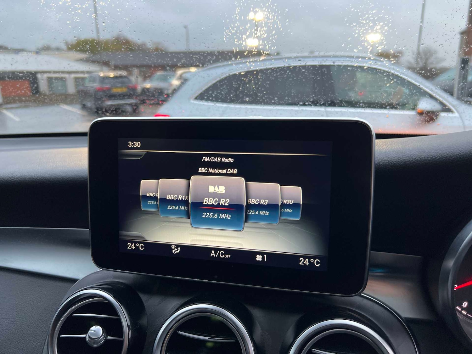 Used Mercedes-Benz GLC 2018 for sale - 76575937: Photo 23