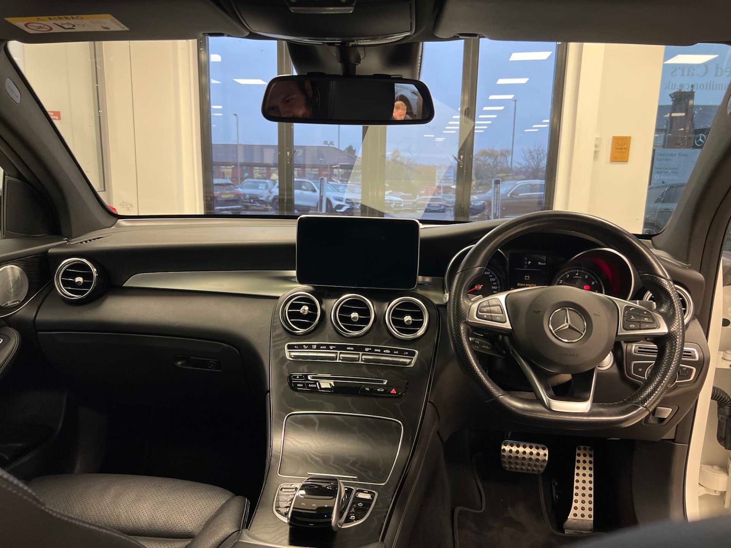 Used Mercedes-Benz GLC 2018 for sale - 76575937: Photo 7