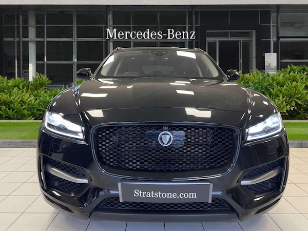 Used Jaguar F-Pace 2017 for sale - 76310741: Photo 3