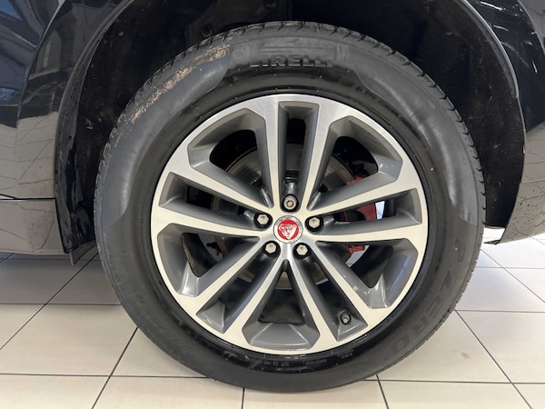 Used Jaguar F-Pace 2017 for sale - 76310741: Photo 9