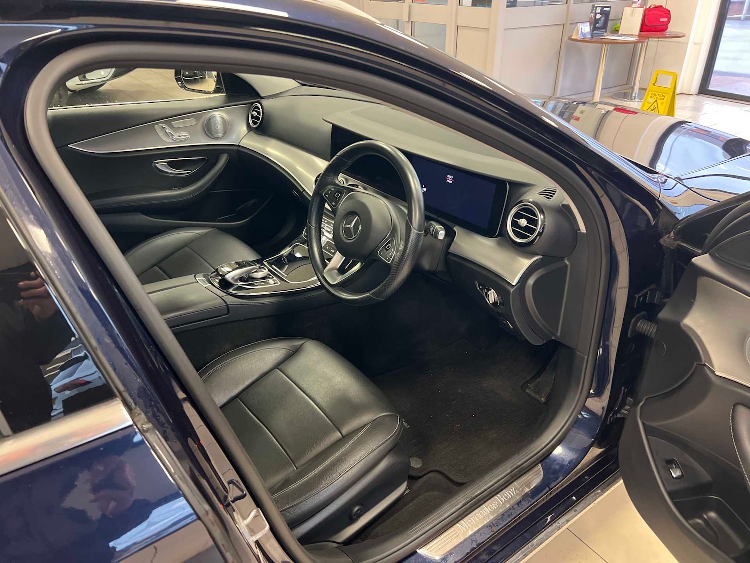 Used Mercedes-Benz E Class 2018 for sale - 76761130: Photo 13