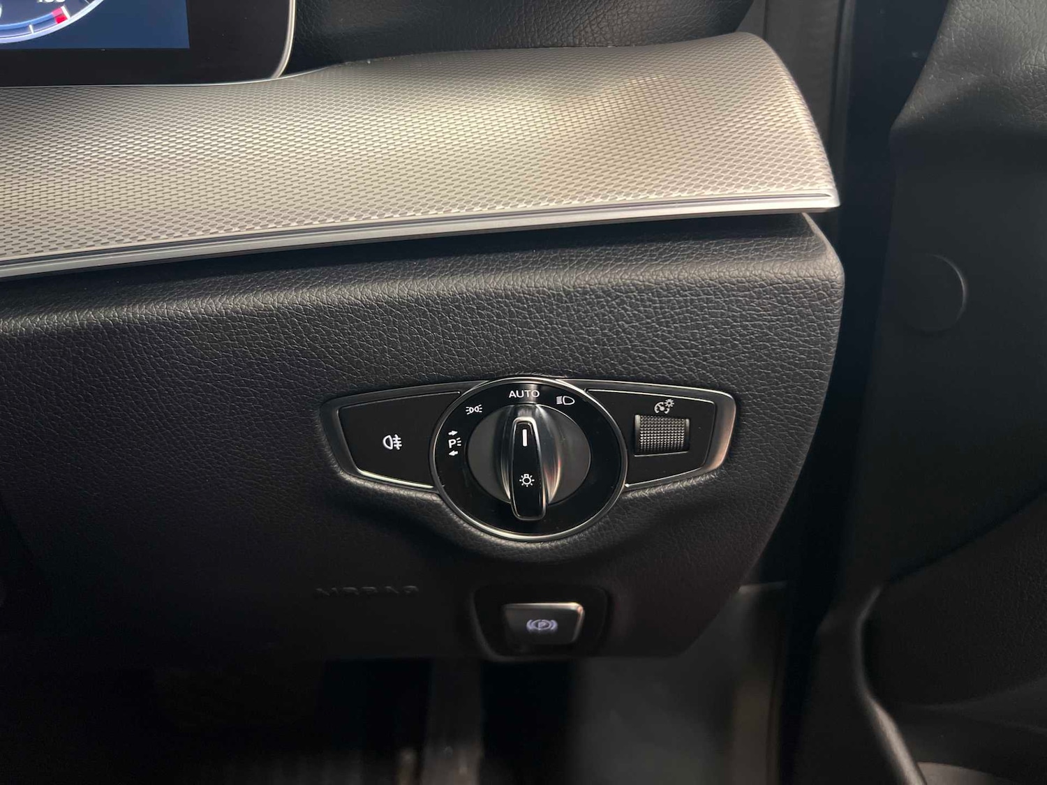 Used Mercedes-Benz E Class 2018 for sale - 76761130: Photo 20