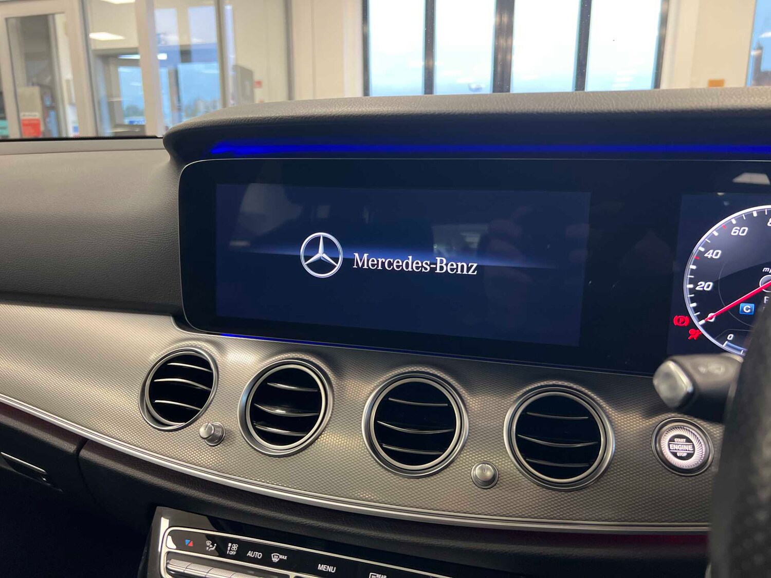 Used Mercedes-Benz E Class 2018 for sale - 76761130: Photo 25