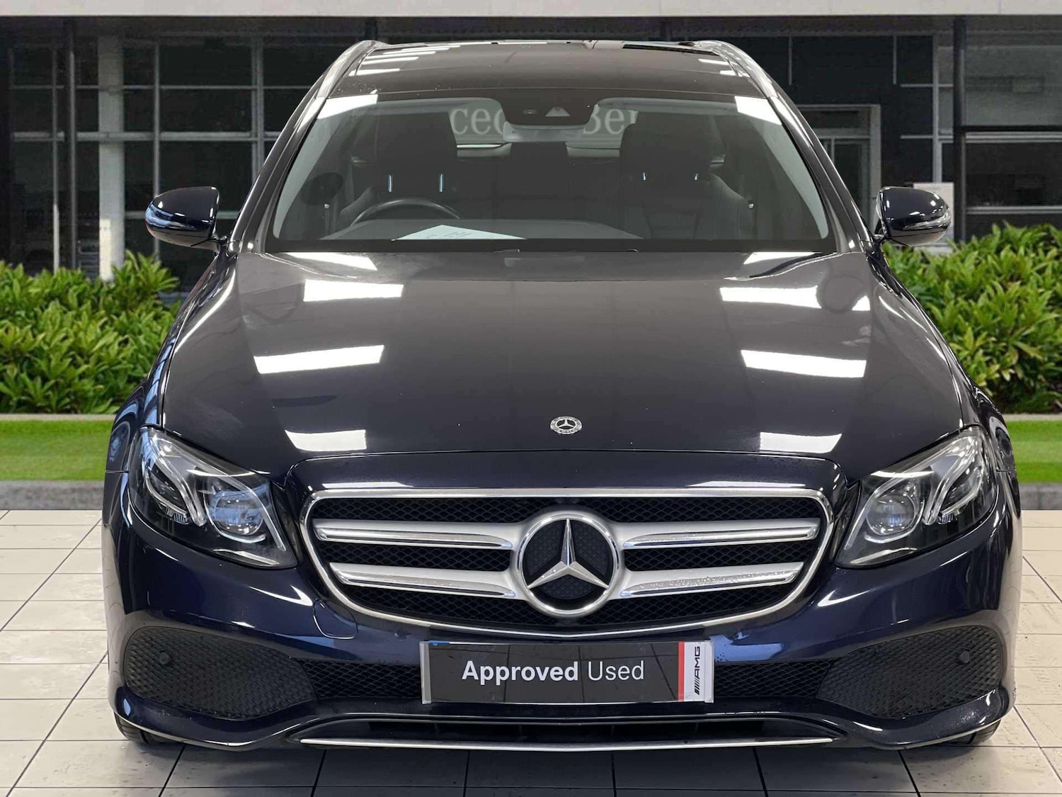 Used Mercedes-Benz E Class 2018 for sale - 76761130: Photo 3