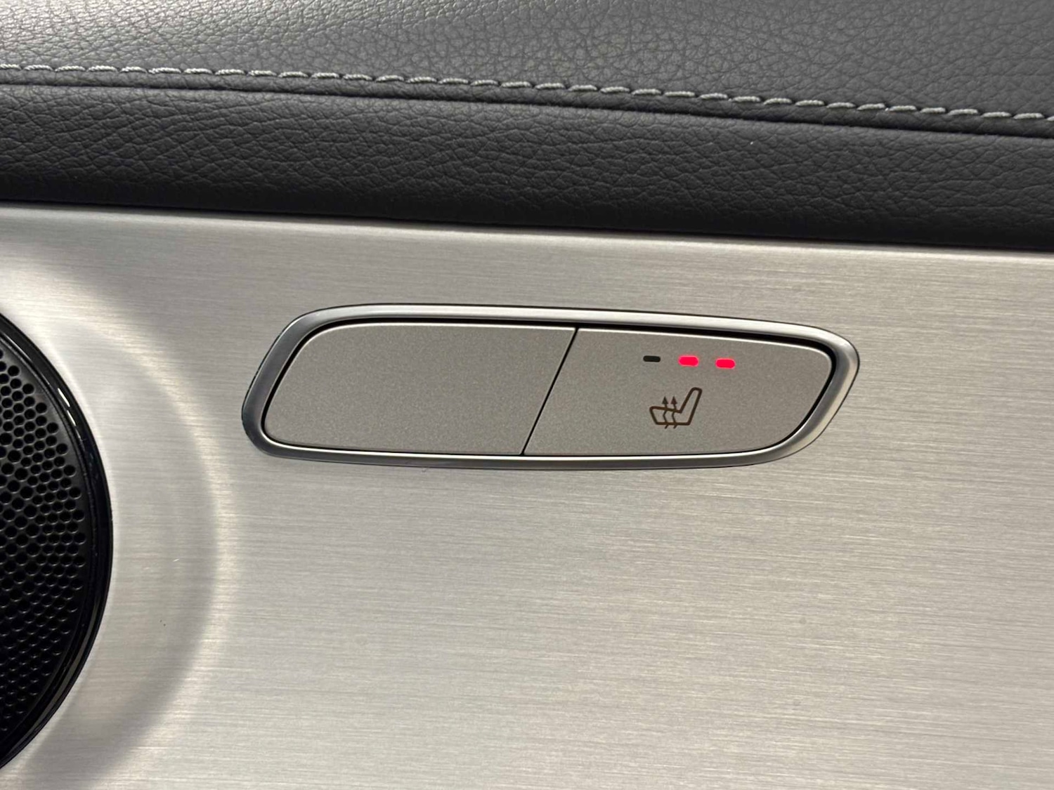 Used Mercedes-Benz GLC 2023 for sale - 76624720: Photo 12