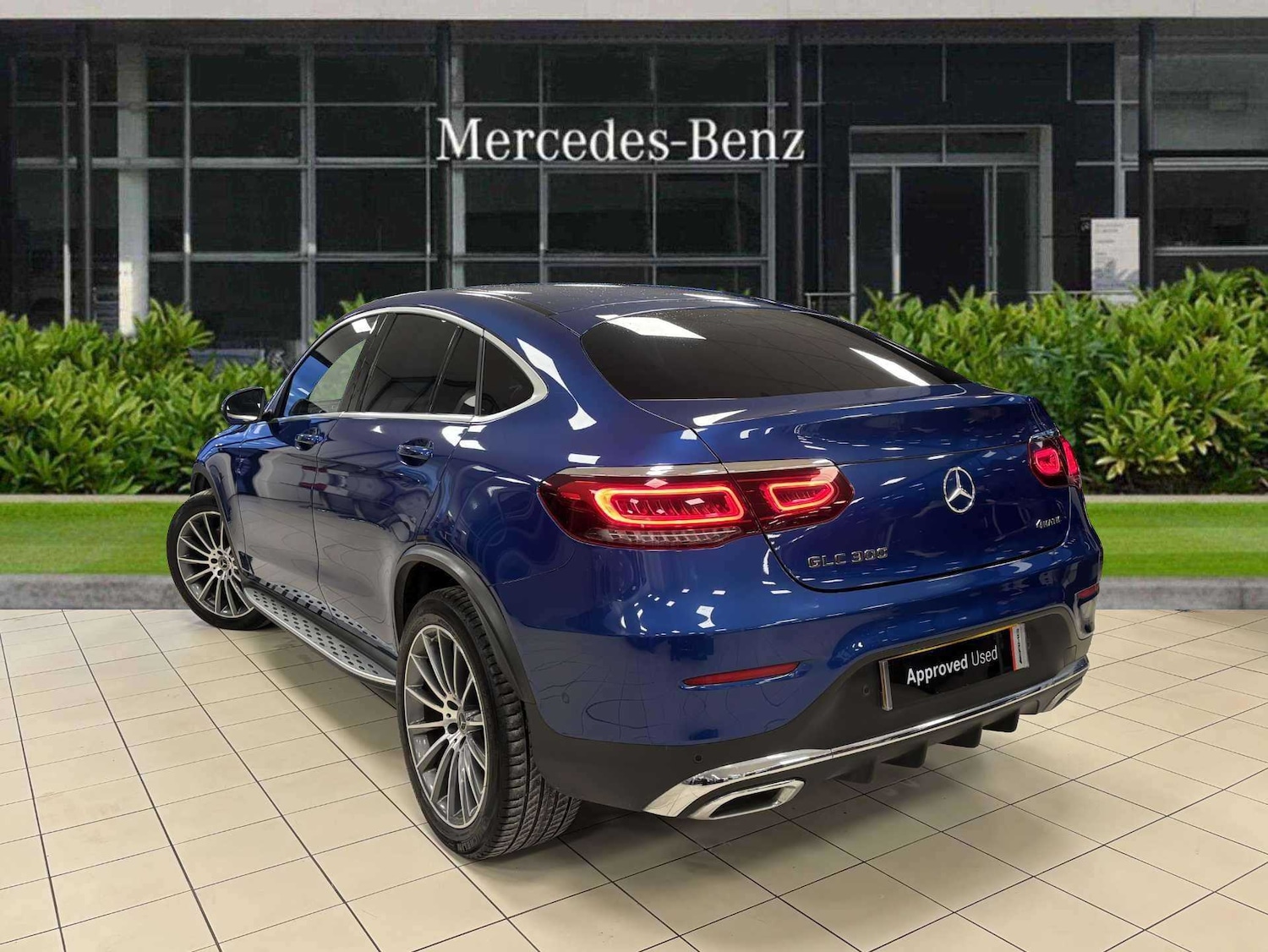 Used Mercedes-Benz GLC 2023 for sale - 76624720: Photo 3