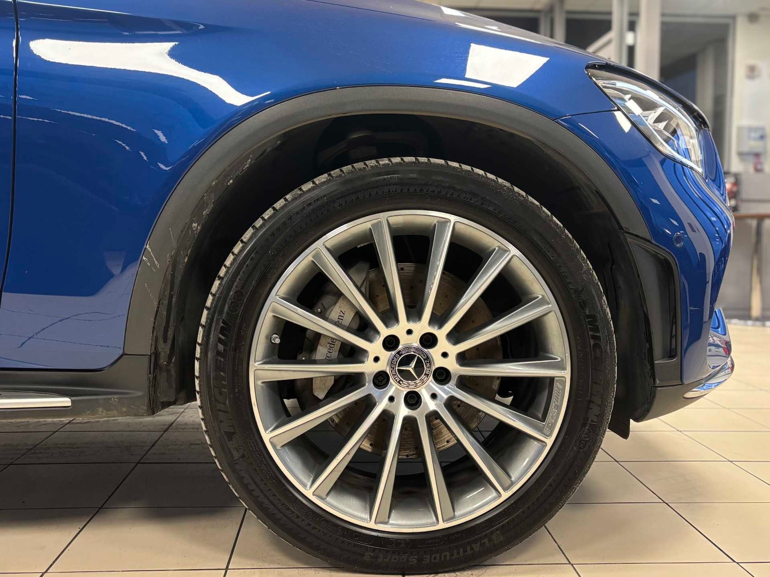 Used Mercedes-Benz GLC 2023 for sale - 76624720: Photo 6