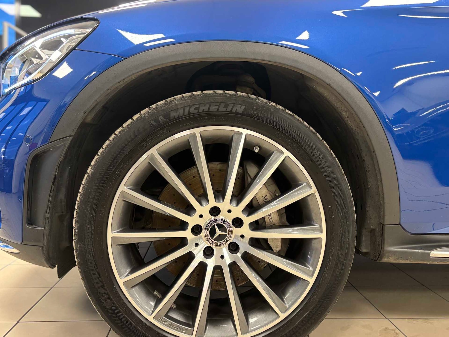 Used Mercedes-Benz GLC 2023 for sale - 76624720: Photo 8