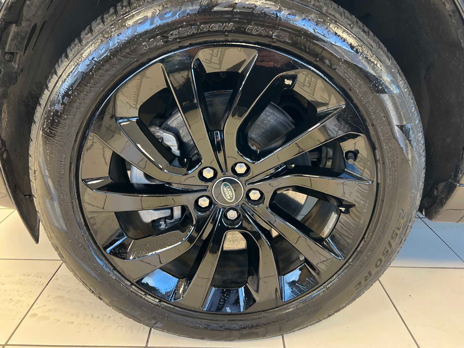 Used Land Rover Discovery Sport 2023 for sale - 76564393: Photo 10