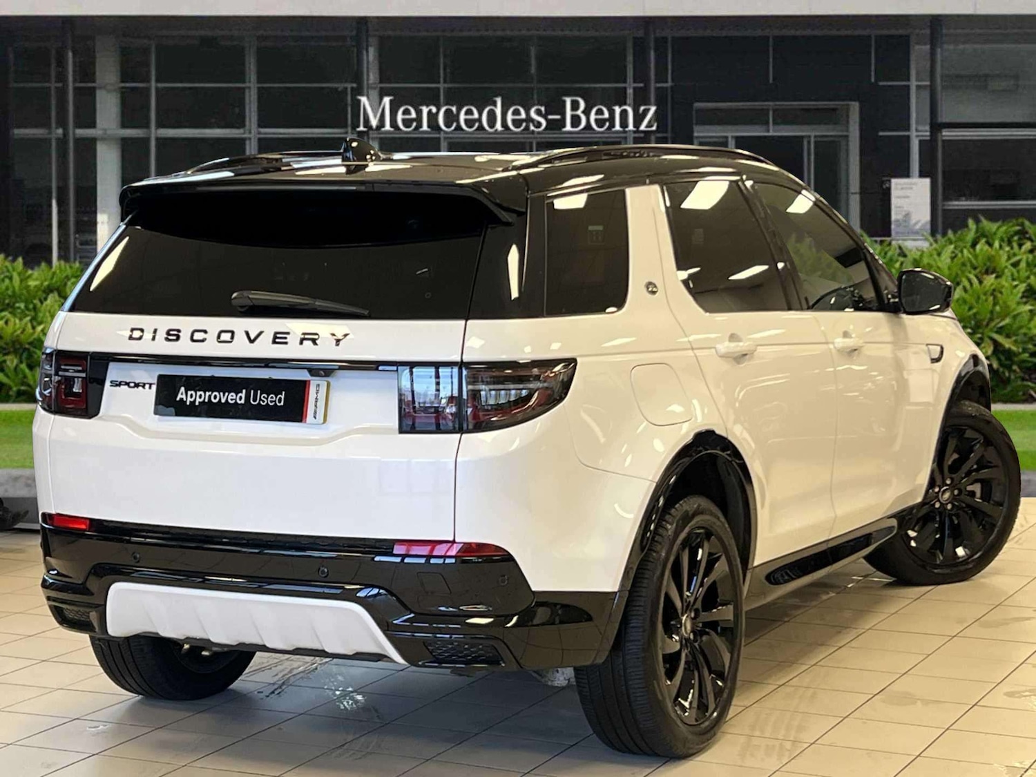 Used Land Rover Discovery Sport 2023 for sale - 76564393: Photo 2