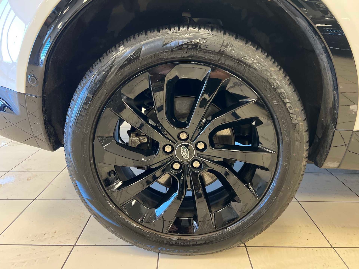 Used Land Rover Discovery Sport 2023 for sale - 76564393: Photo 7