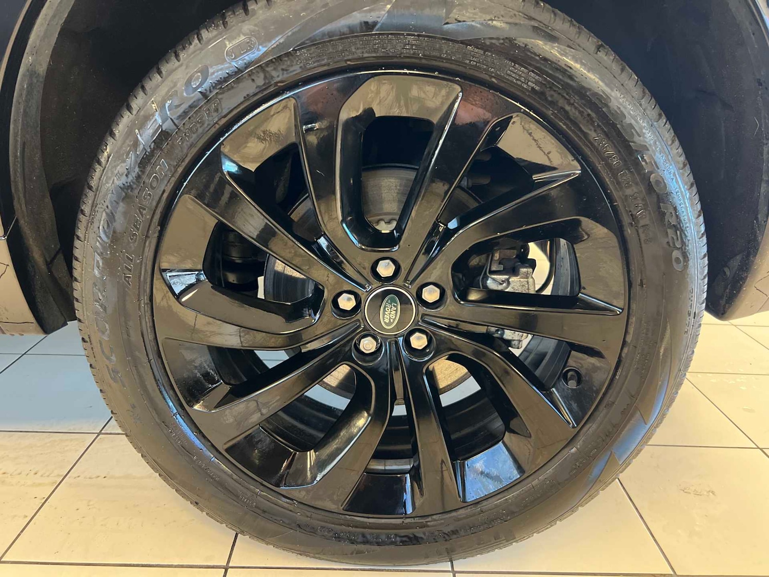 Used Land Rover Discovery Sport 2023 for sale - 76564393: Photo 9