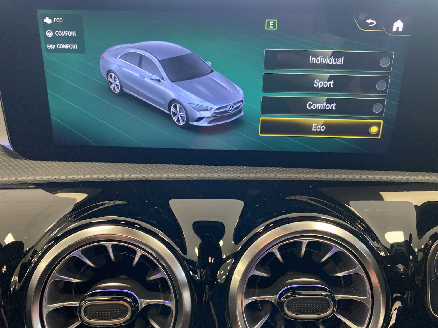 Used Mercedes-Benz CLA 2022 for sale - 75772350: Photo 26