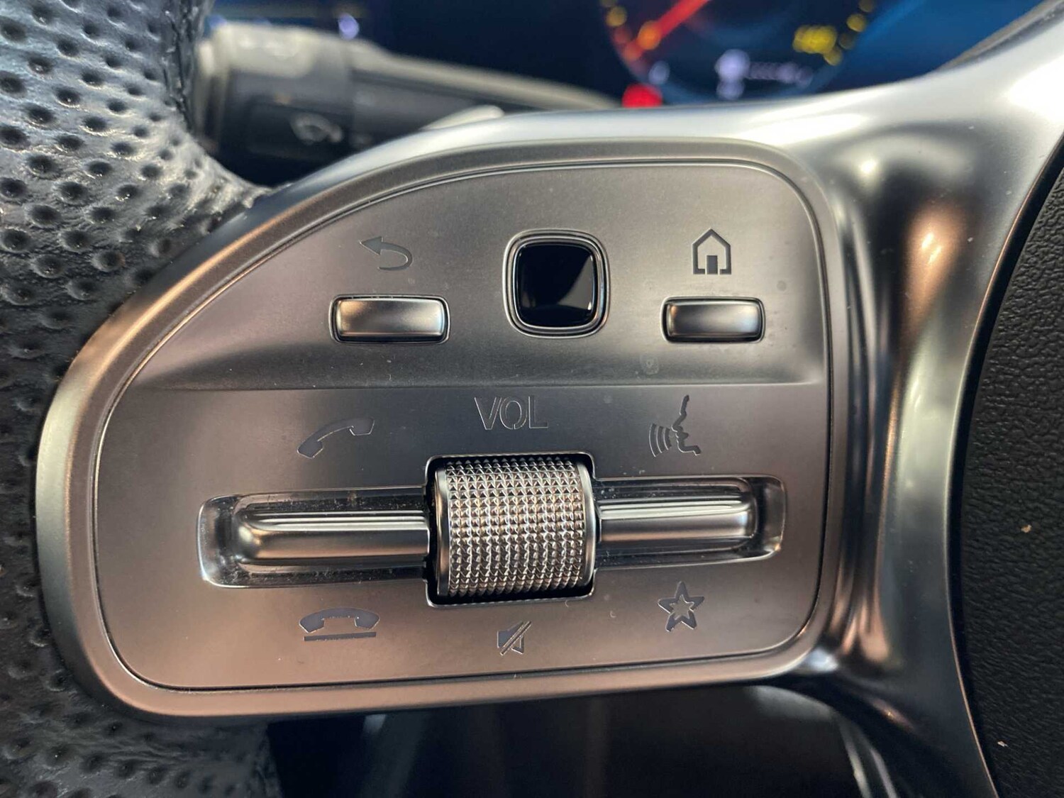 Used Mercedes-Benz CLA 2022 for sale - 75772350: Photo 32