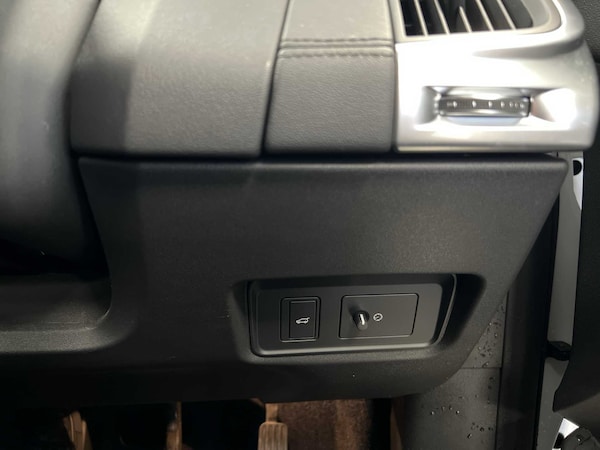 Used Jaguar E-Pace 2021 for sale - 76205179: Photo 20