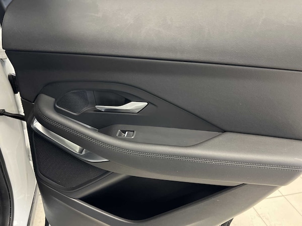 Used Jaguar E-Pace 2021 for sale - 76205179: Photo 29