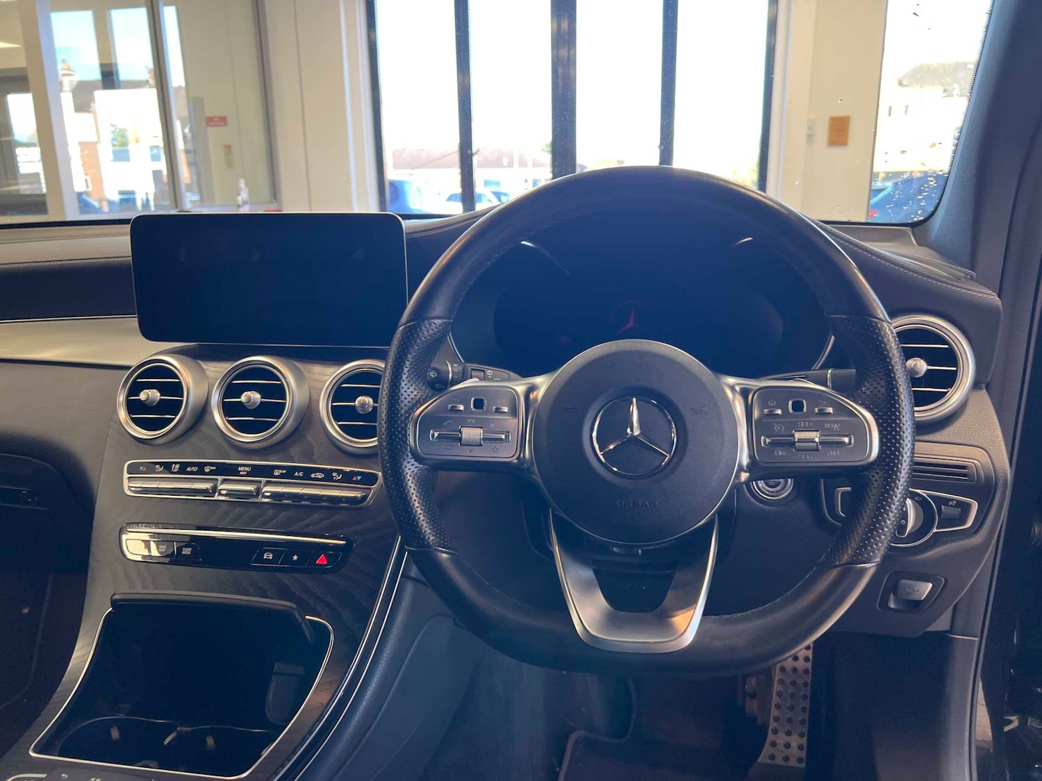 Used Mercedes-Benz GLC 2022 for sale - 76362561: Photo 13