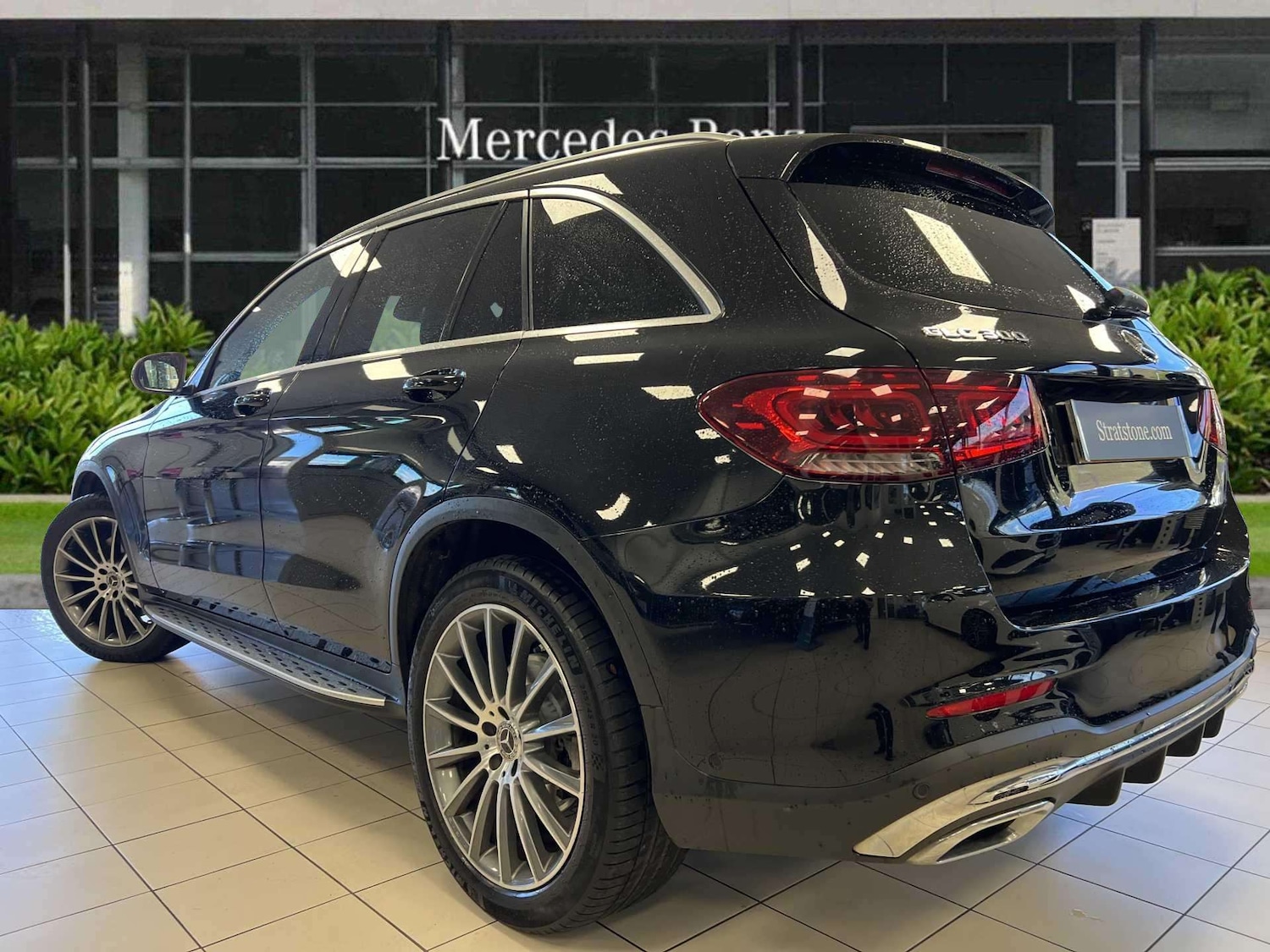 Used Mercedes-Benz GLC 2022 for sale - 76362561: Photo 2