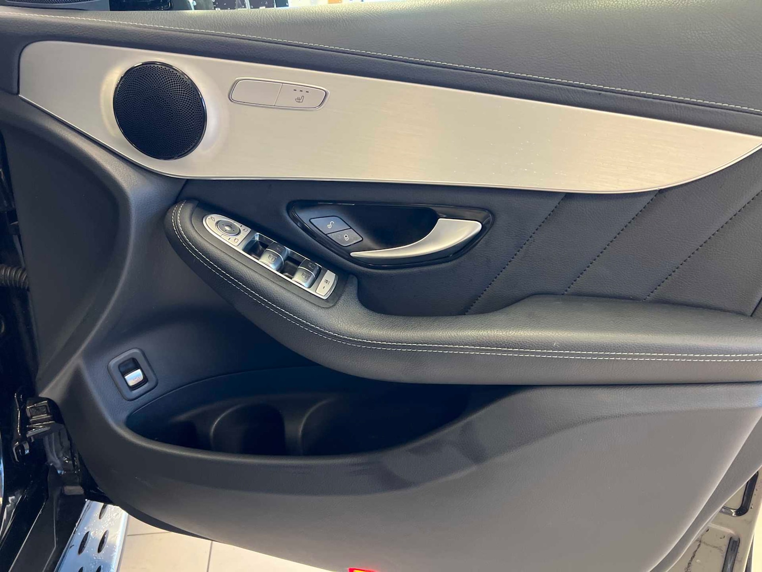 Used Mercedes-Benz GLC 2022 for sale - 76362561: Photo 32