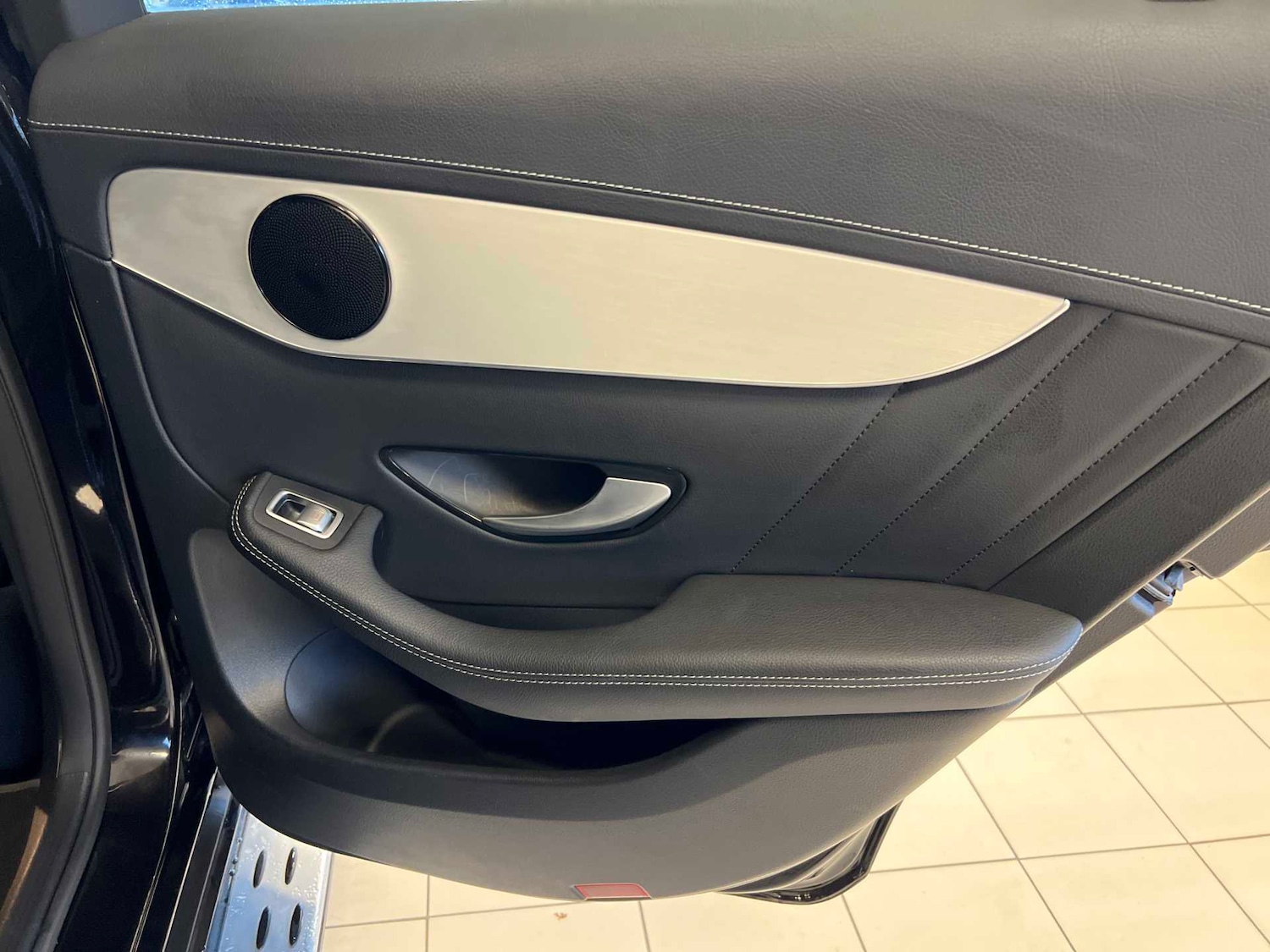 Used Mercedes-Benz GLC 2022 for sale - 76362561: Photo 34