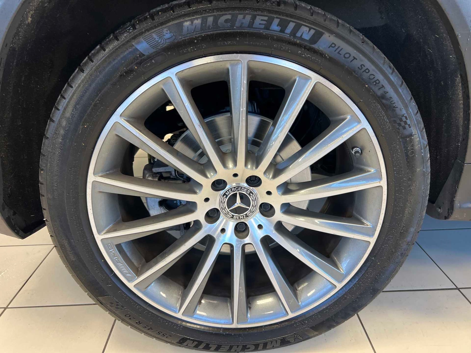 Used Mercedes-Benz GLC 2022 for sale - 76362561: Photo 9