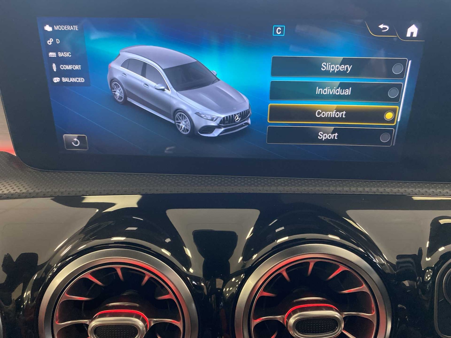 Used Mercedes-Benz A-Class 2020 for sale - 75759688: Photo 30