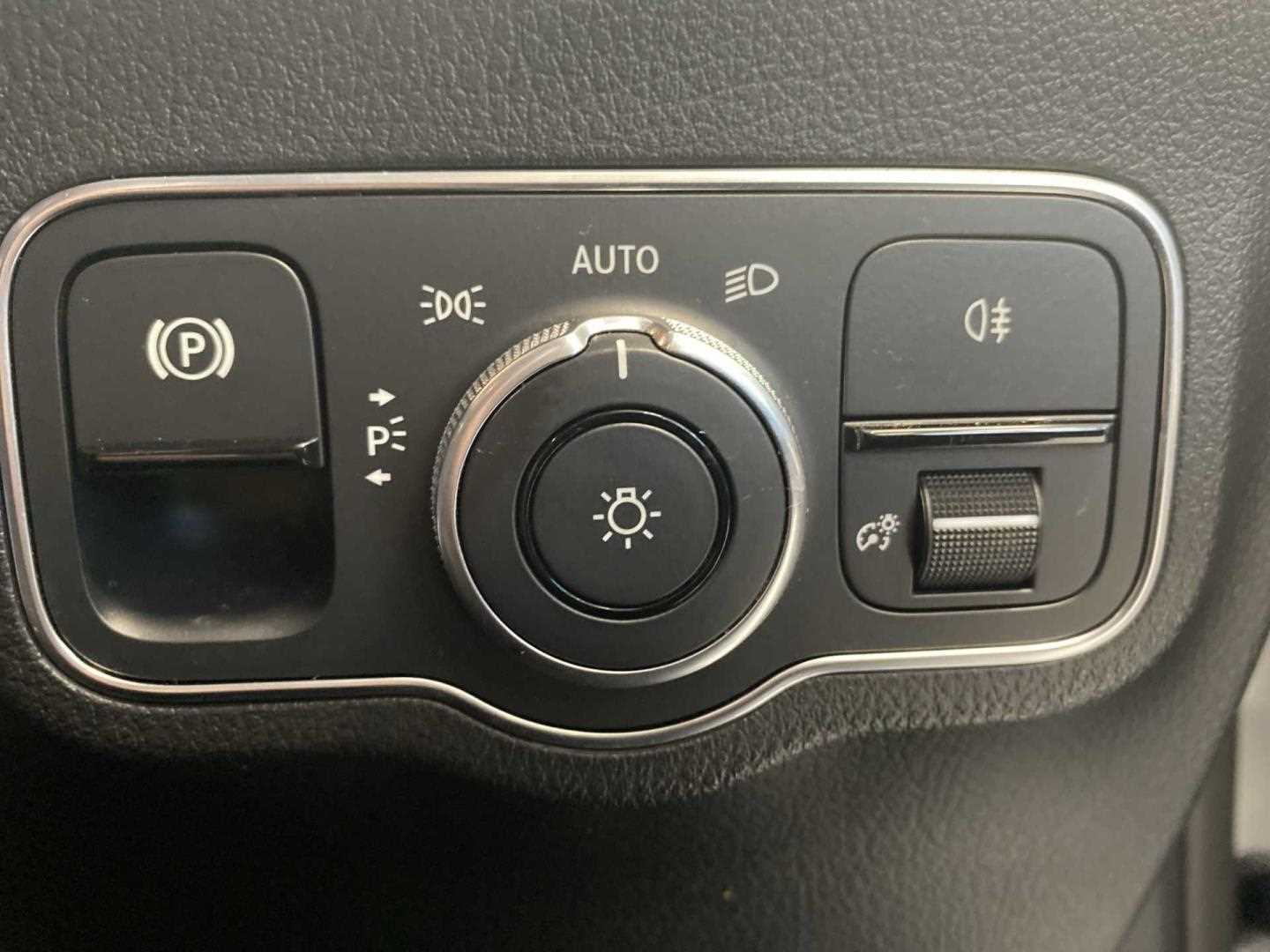 Vehicle 33