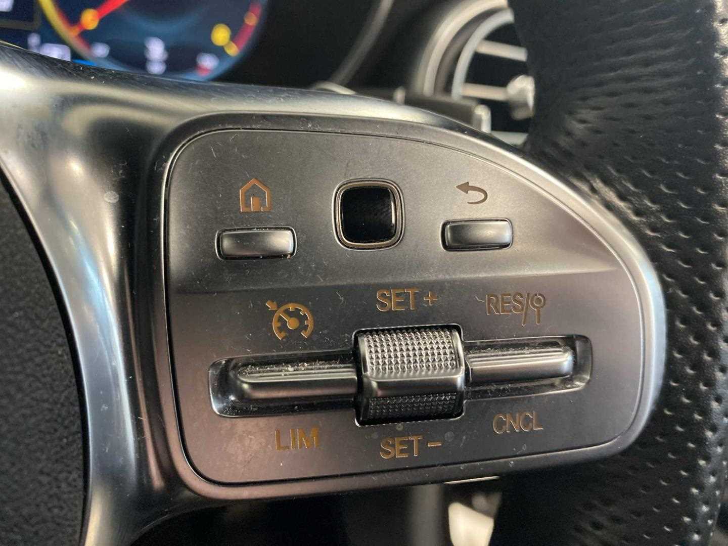Vehicle 33