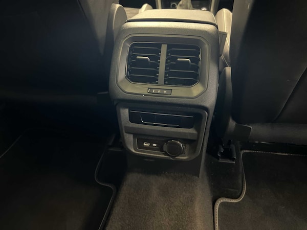 Used Volkswagen Tiguan 2021 for sale - 76087946: Photo 32