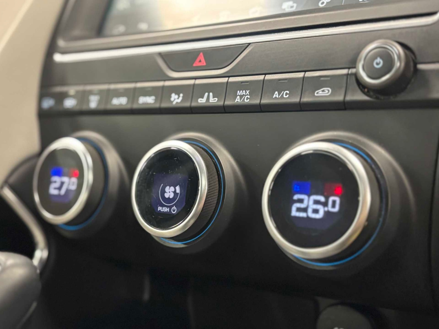 Used Jaguar E-Pace 2017 for sale - 76929095: Photo 16