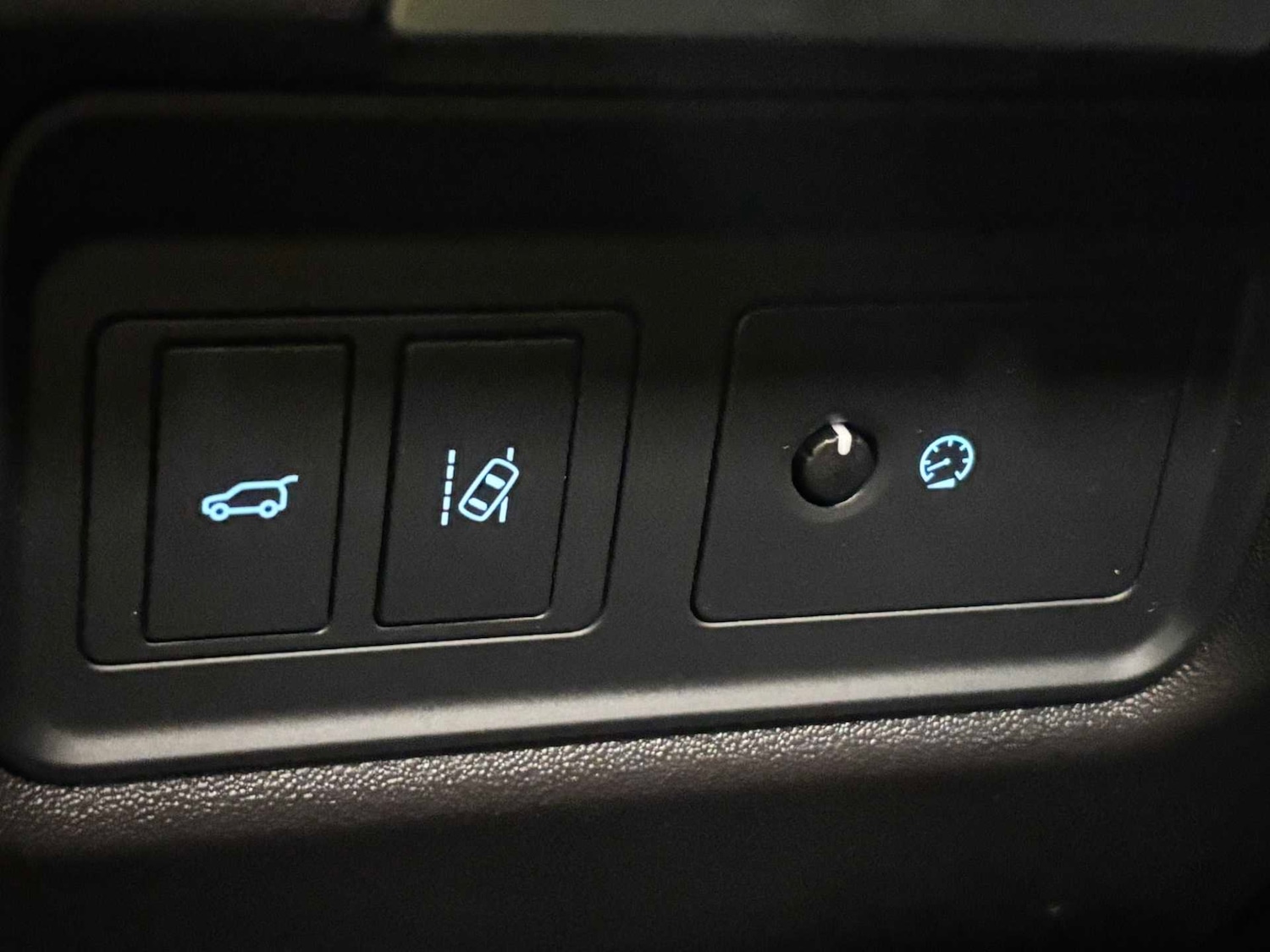 Used Jaguar E-Pace 2017 for sale - 76929095: Photo 21