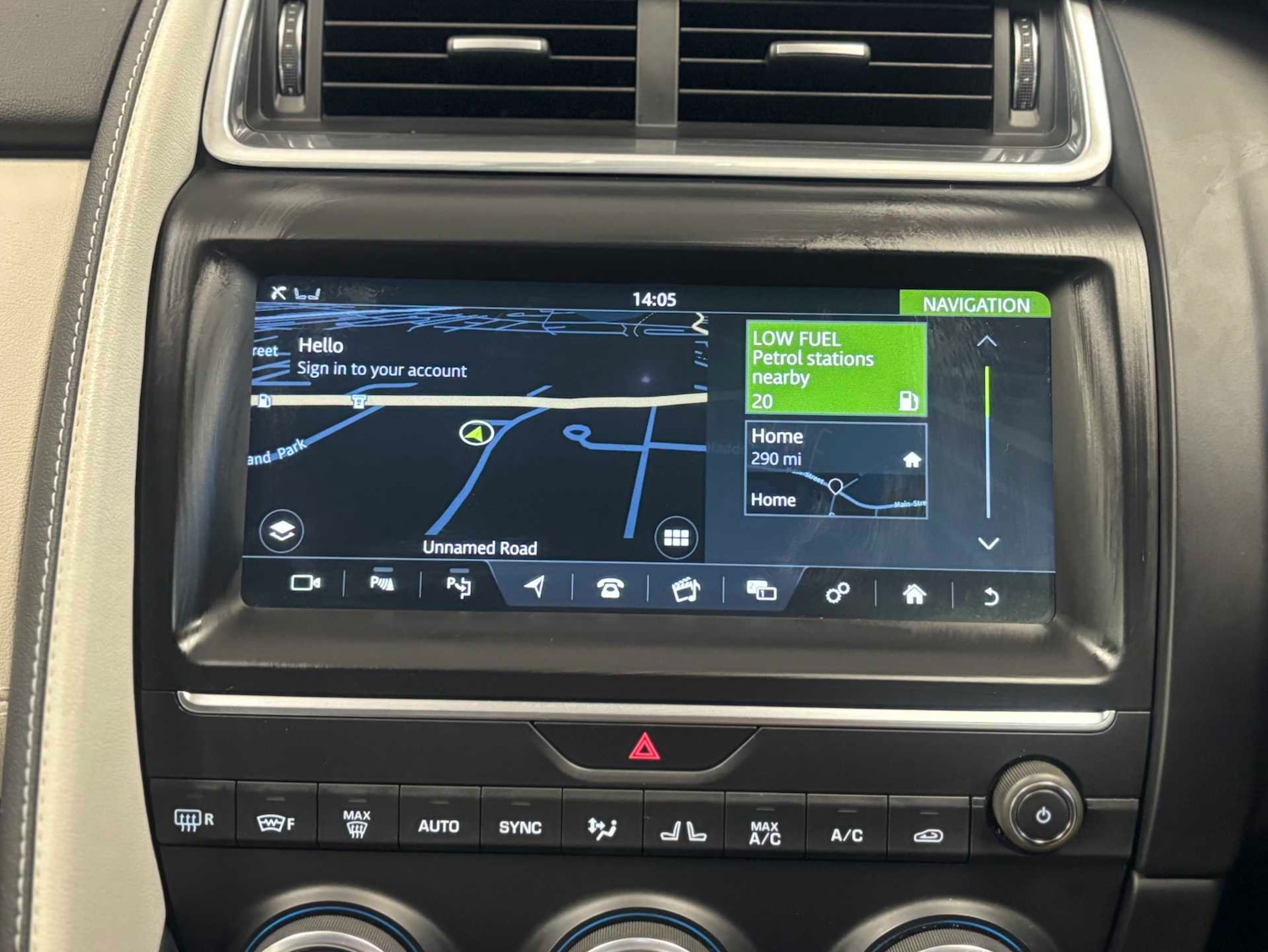 Used Jaguar E-Pace 2017 for sale - 76929095: Photo 8