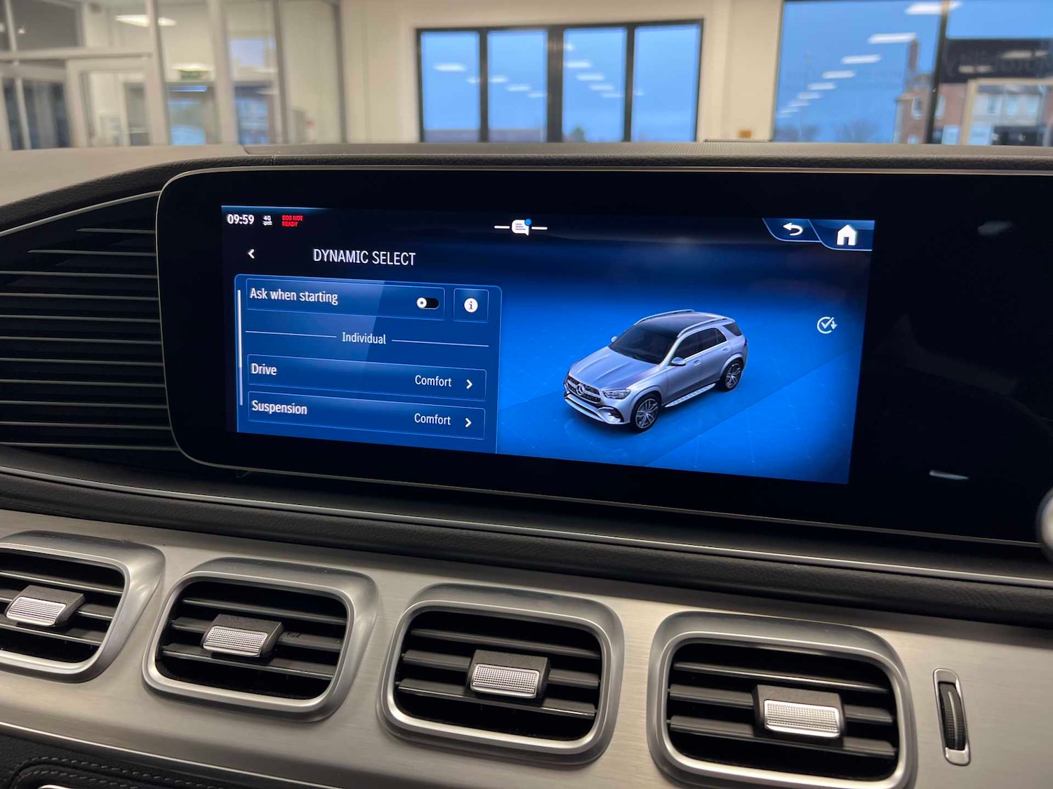 Used Mercedes-Benz GLE 2025 for sale - 76967880: Photo 30