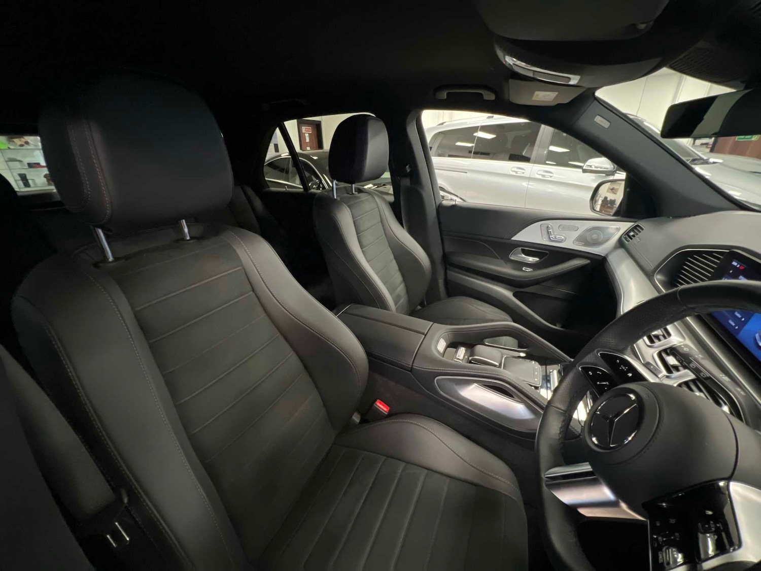 Used Mercedes-Benz GLE 2025 for sale - 76967880: Photo 32