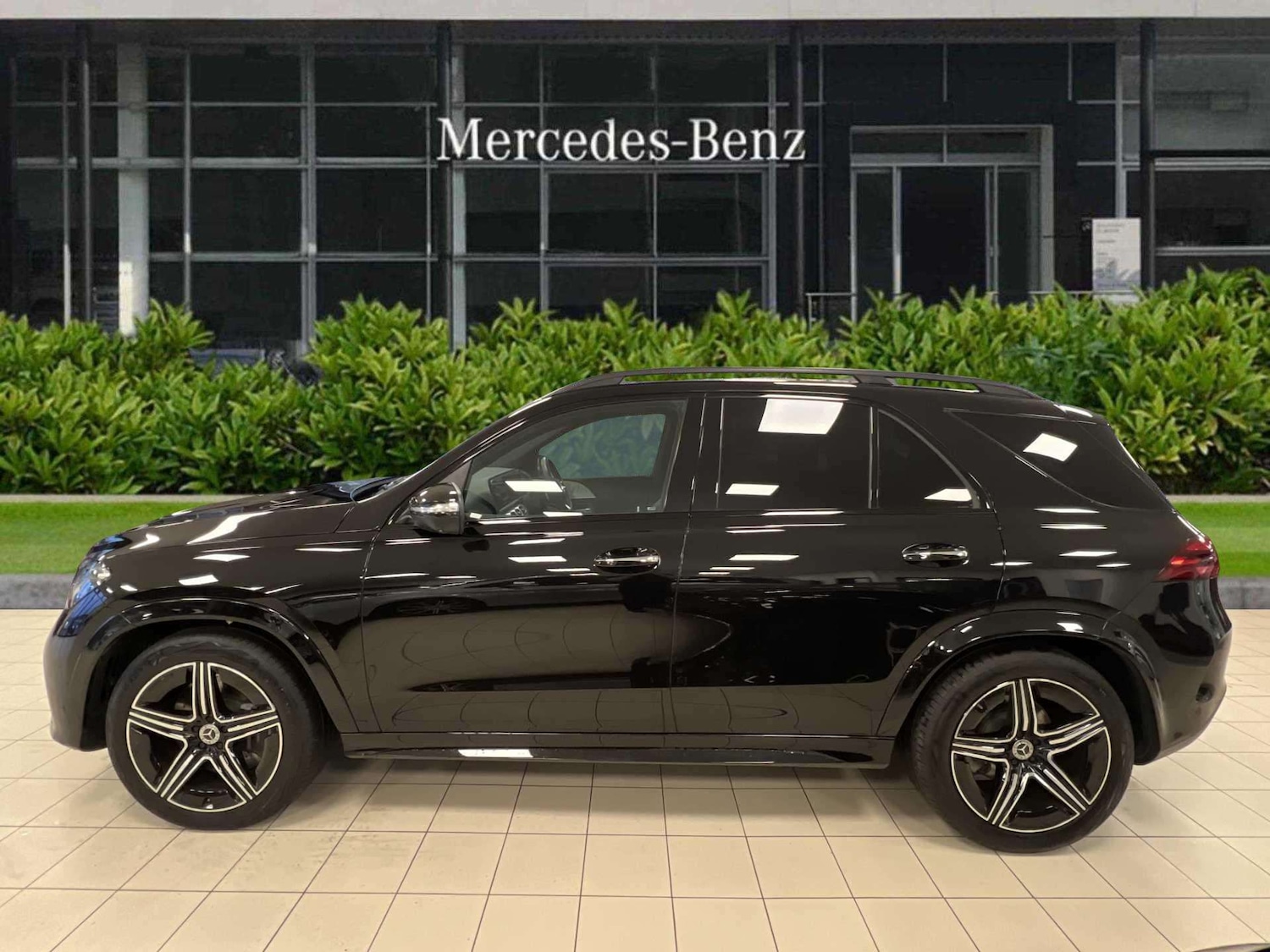 Used Mercedes-Benz GLE 2025 for sale - 76967880: Photo 4